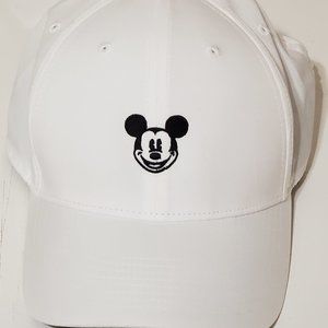 Nike Walt Disney Mickey Mouse Golf Hat